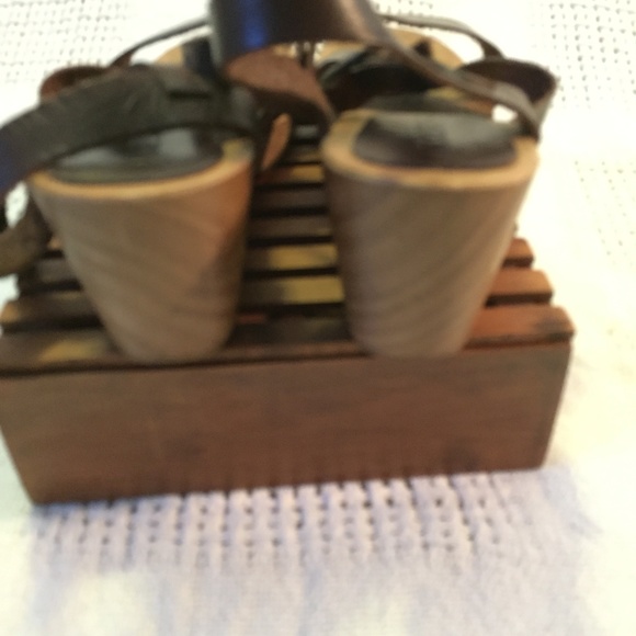 J.Crew Leather Ankle Strap Wooden Clog Wedges 6 - Picture 3 of 8